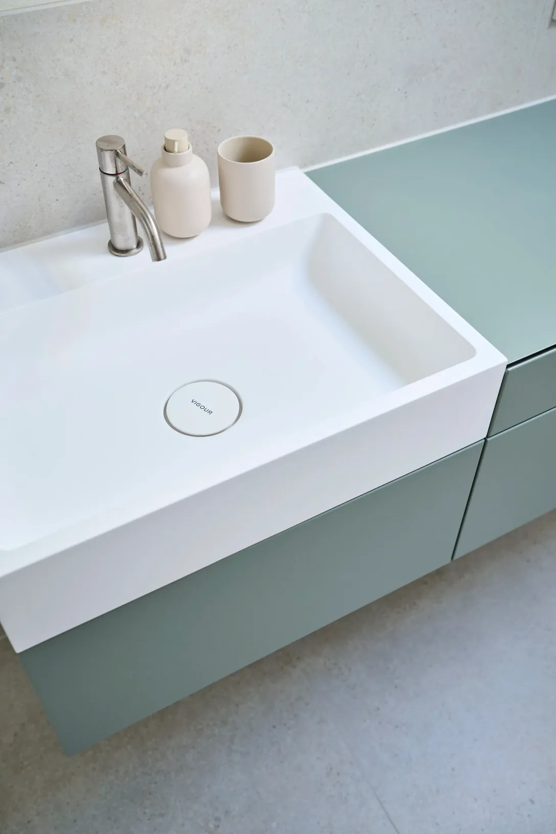Waschtisch mit freistehendem Becken, Detail